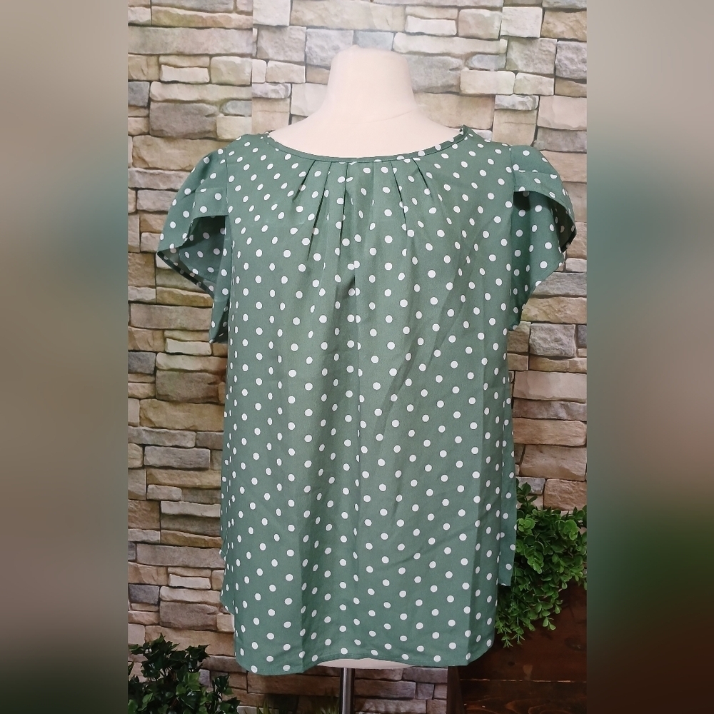 Chic Emery Rose 2XL Green Polka Dot Blouse Ruffle Sleeve Whimsigoth